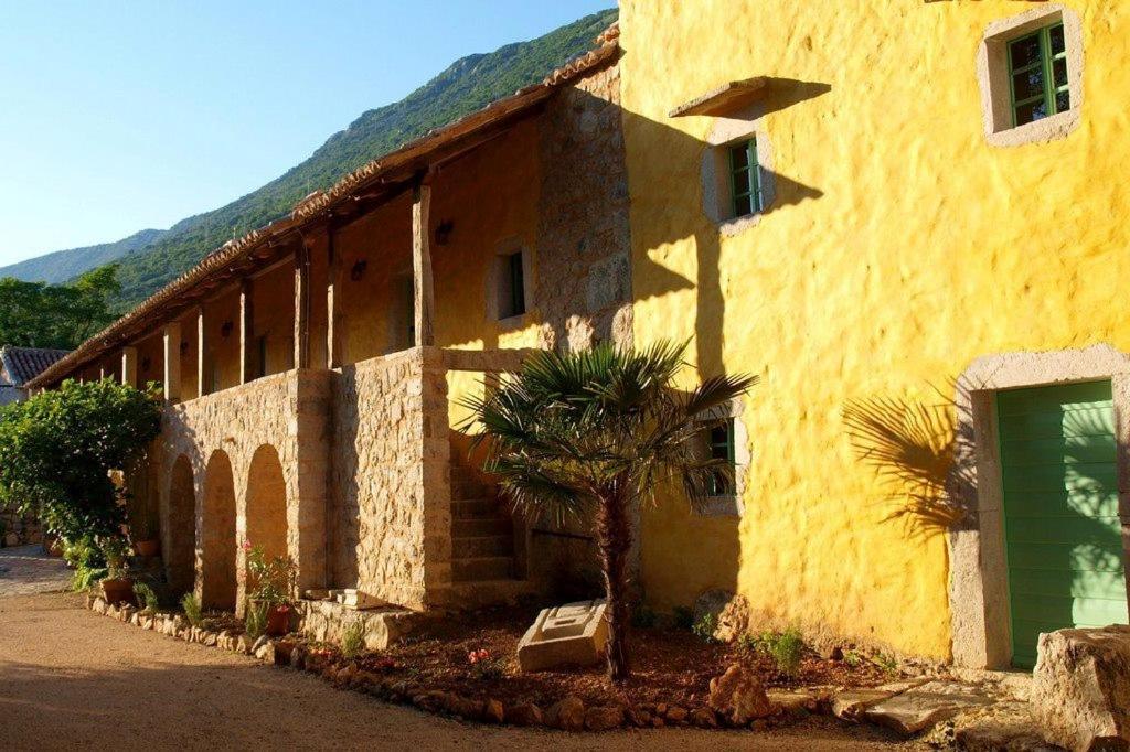Hotel Village Balatura - Exclusive Veggie Tribalj  Εξωτερικό φωτογραφία